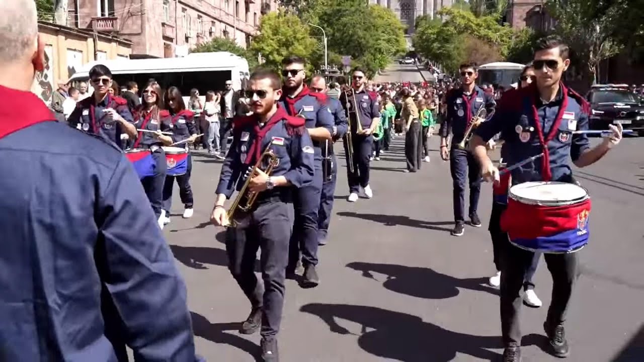 #Ուղիղ. Տոնական երթ՝ ՀՀ անկախության օրը