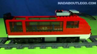 LEGO City Пассажирский поезд 7938 - відео 4