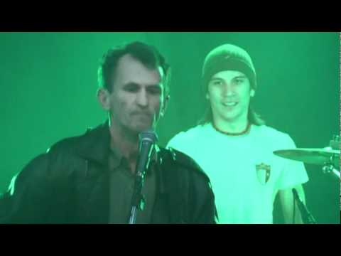 Como É Bom Sonhar video