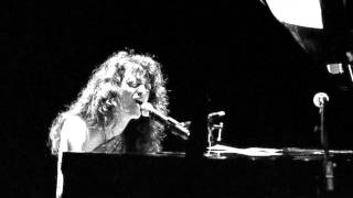 Carmen París - París al Piano - 05.Cositas in-solitas (Pamplona 2.4.11).wmv