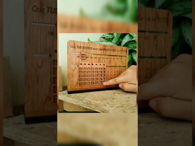 Vídeo relacionado con Bloque de Calendario perpetuo de Madera diseño de búho (HC enterprise-355)