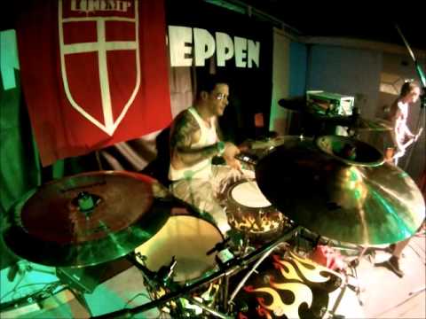 LOOMP - LIVE - BöögieWöögi - Drumcam