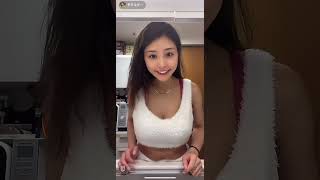 母乳の出るtiktokerライブ