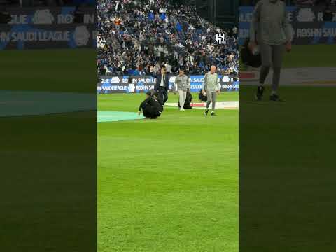 A special cheer for a special entrance 🗣️💙