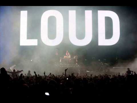 housology turn up that stereo