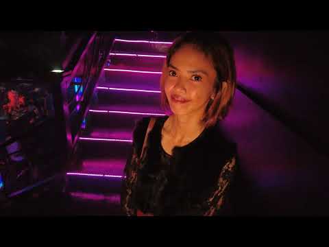 Midnight Walk to New ECLIPSE NIGHT CLUB in Fields Avenue. Angeles city.  Philippines.