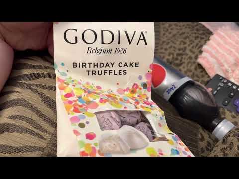 Taste review of Godiva birthday cake truffles