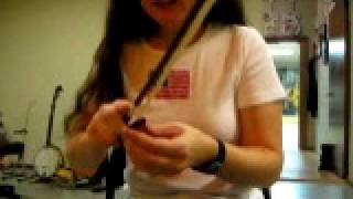 How to Rosin a Bow for the First Time