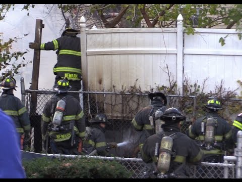 Newark NJ Fire Dept Rescue 1 Responding to a Porch Fire, Knocked down within Seconds of FD Arrival.
