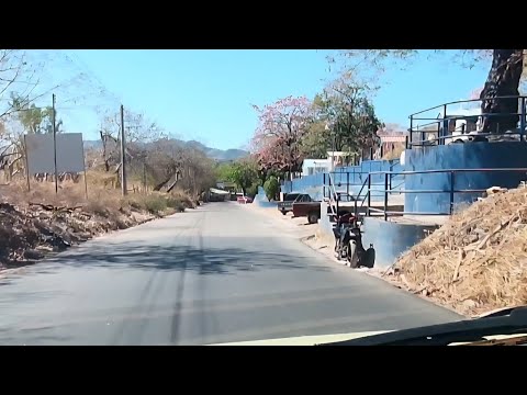 San Alejo surrounded by nice mountains in the back 
