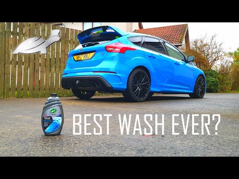TESTING TURTLE WAX HYBRID SOLUTIONS CERAMIC WASH & WAX! | FOCUS RS