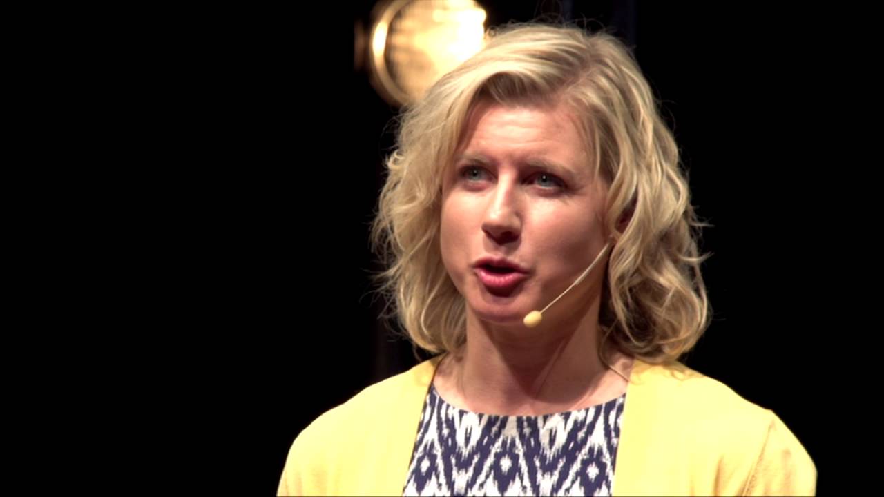 Who’s In Charge of the Communication Gap? | Kelly Janssen | TEDxNorthCentralCollege