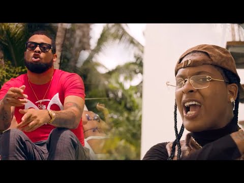 @QuimicoUltraMega X @LAPIZCONCIENTERD  - HARTO DE LA FOTO (VIDEO OFICIAL)