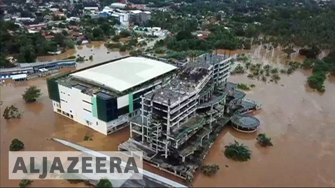 Philippines: Scores dead in landslides