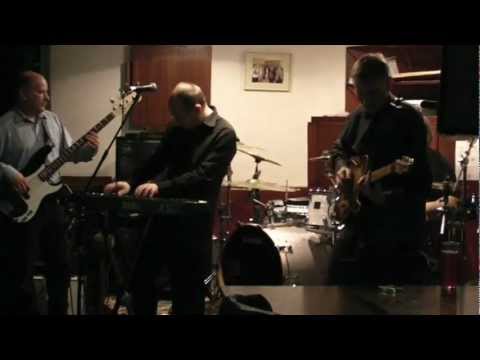 Paul Jeffery Band Lockwood Con Sat 14 Nov 09 (21) So Lonely - Medley.MP4