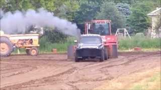 preview picture of video '8500lb Diesel Trucks Strawberry Point Iowa 2013'