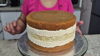 GLITTER CAKE THE VIRAL CAKE / CREAMY BEIJINHO FILLING / I USED THE 113/2MM /4B NOZZLE @PARISCAKED...