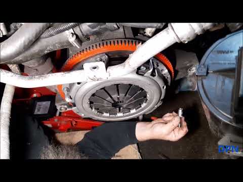 Part 2 Replacing the clutch on a rover K series with the R65 gearbox from a rover 45