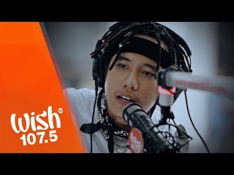 Shanti Dope performs "Amatz" LIVE on Wish 107.5 Bus