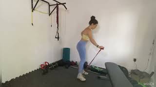 Zancada trasera cruzada con curl