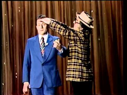 Felix Holzmann - Klobouky (německy!)