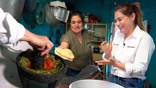 SALSA de Molcajete y TORTILLAS Recin Hechas