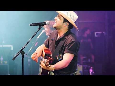 Chayce Beckham live in Australia 2024