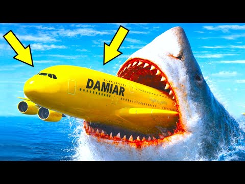 Airplane Attacked By A Massive Megalodon Shark After Emergency Landing On Water | GTA 5
