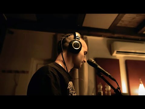 AJ CRYBOI & THE NEUROTIKA - LIVE SESSION #1 CHARME / LO FAI