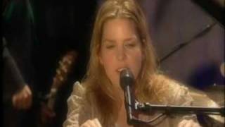 Diana Krall - Love Me Like A Man - Live in Montreal Jazz Festival 2004