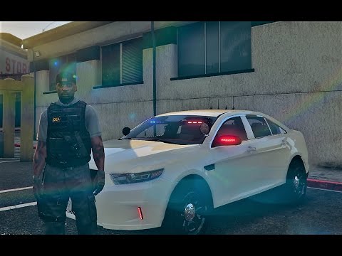 GTA 5 LSPDFR Shoot Out in Vinewood