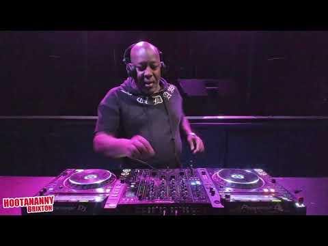 Hoots TV: Jumpin Jack Frost (V Recordings)