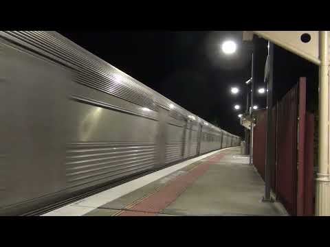 Diverted 4SA8 Indian Pacific through Euroa 00.09hrs 5.1.2023