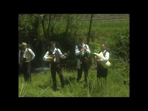 Macedonian Folk Group "MEGDAN" Kocani - Bojane Belo Bojane (2)
