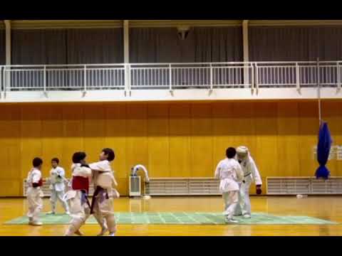 空手道禅道会大阪・兵庫道場　 スパーリングの模様 2021.2.26  #カーフキック