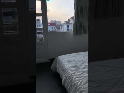 Cho thuê Penthouse 1 phòng ngủ, ban công rộng đường Nguyễn Đình Chính