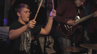 Blind Tiger - &quot;Shallow Breathing&quot; (Converge) / &quot;The Entire World Is Counting On Me&quot; (Norma Jean)