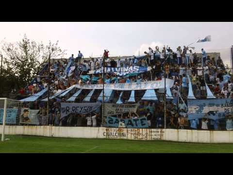 "Hinchada del CADU vs Liniers (en el entretiempo)" Barra: La Banda de Villa Fox • Club: CADU