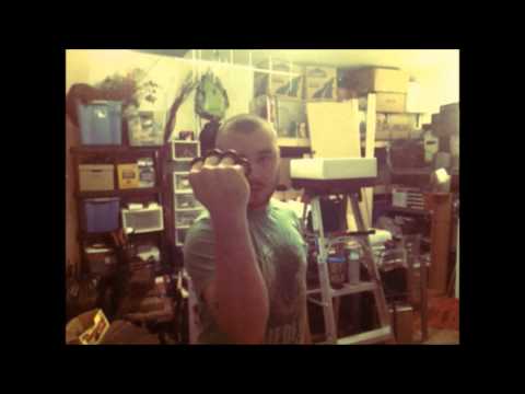 How to Correctly Use Brass Knuckles (or in this case, Cast Iron Knuckle Dusters)