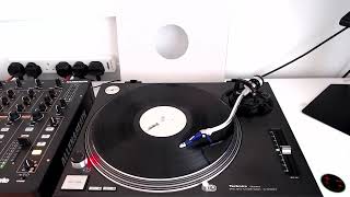 Green Court Featuring De/Vision - Shining (pulsedriver remix)