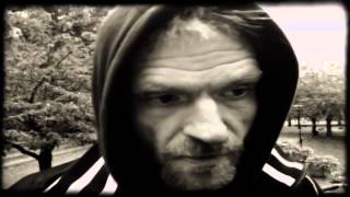 SKISS: Hemlösa sakta genom stan Pelle Seth