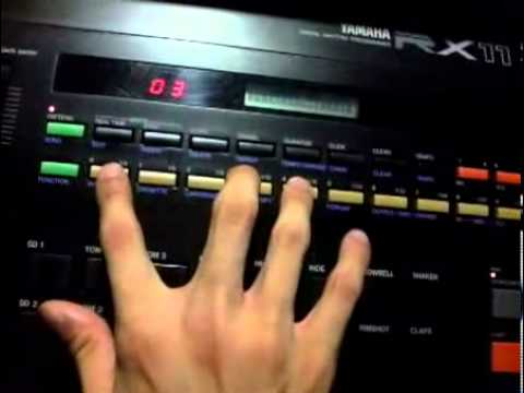 Vintage Yamaha RX11 Drum Machine image 11