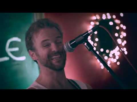 Luke Concannon - Feel You In My Arms (Live)