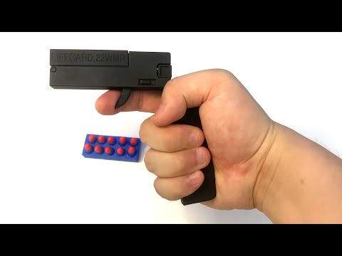 Folding toy gun