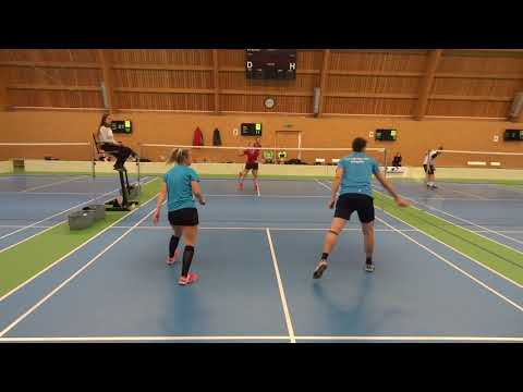 Šelong,Šikalová Kurz,Milisová   semifinále