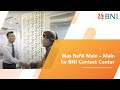 Kantor BNI yang Sibuk Menerima dan Menjawab Pertanyaan Nasabah Kantor BNI yang Sibuk Menerima dan Menjawab Pertanyaan Nasabah