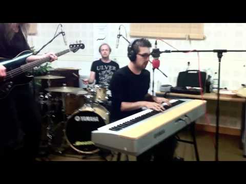 Richard Kapp & The Gowns @ Radio Fips