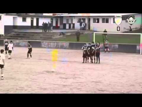 Argoncilhe 2 vs Oliveira do Bairro 0-segundo golo 2010/2011.avi