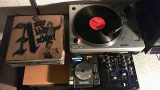 Bollywood Vinyl LP -  Humko Tumse Ho Gaya Hai Pyar  Amar Akbar Anthony 1977 Rafi Lata Kishore Mukesh