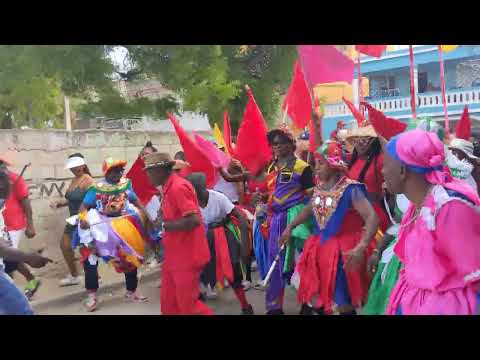 Lo Bueno Nunca Pasa De Moda ⛲⚰️🧬✌🏾🎋